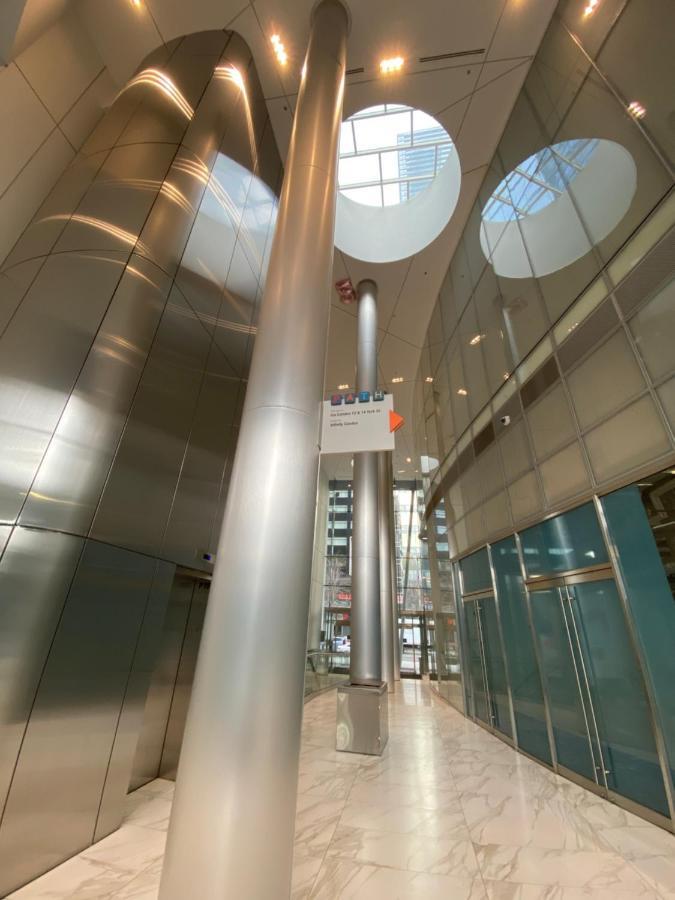 Corporate Suite Торонто Екстер'єр фото